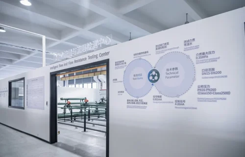 Flow resistance device (self retained)